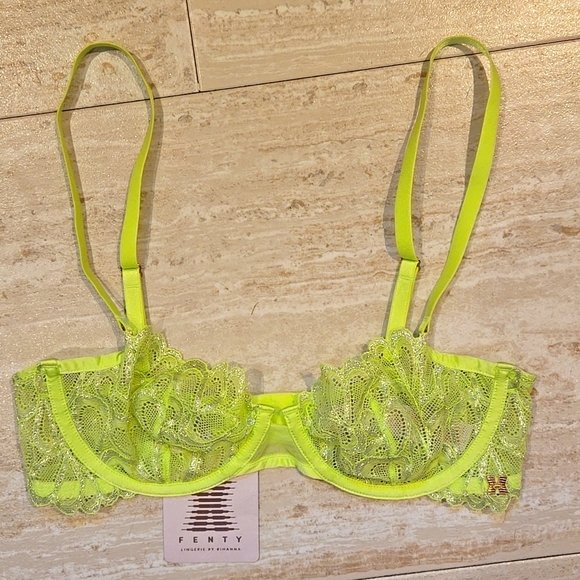 Savage X Fenty Other - NWT Savage X Fenty Metallic Floral Scalloped Lime Bra
